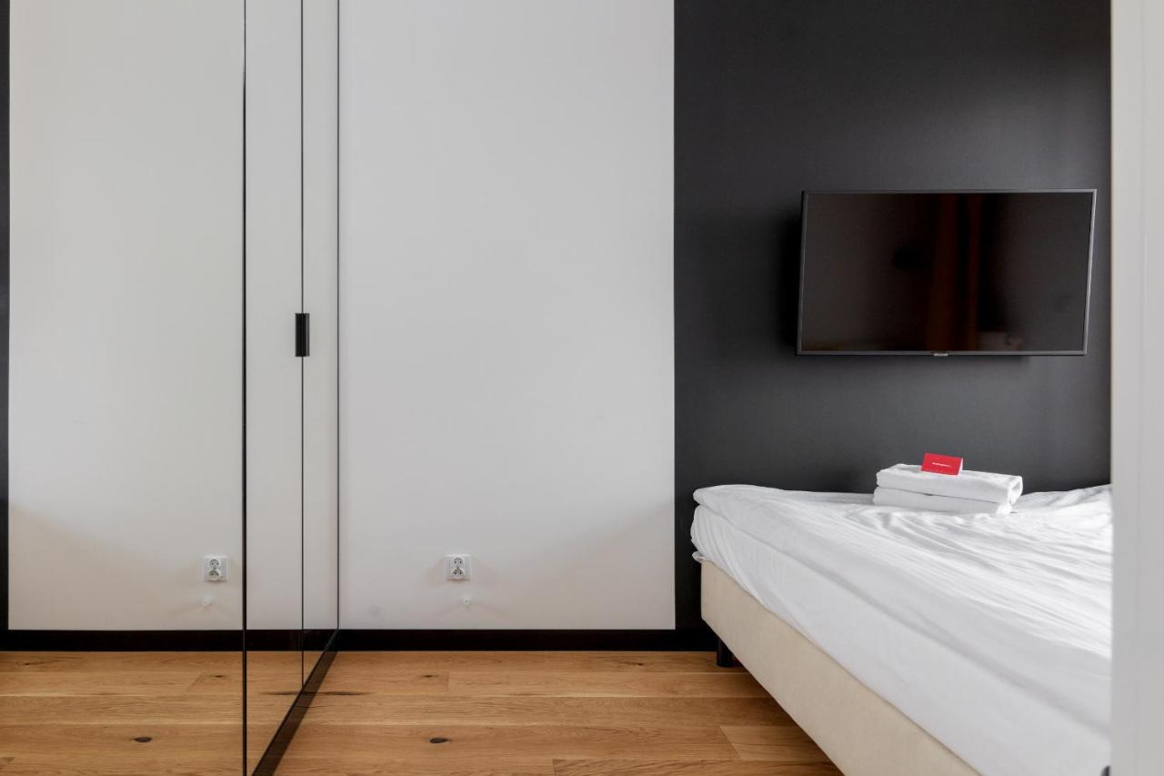 Wola Chic Studios Варшава Экстерьер фото