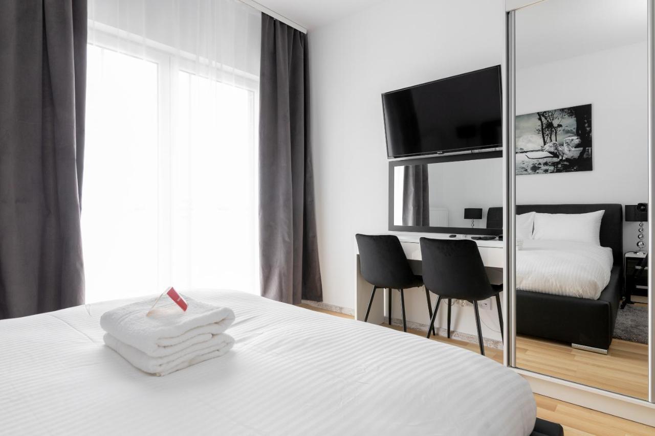 Wola Chic Studios Варшава Экстерьер фото